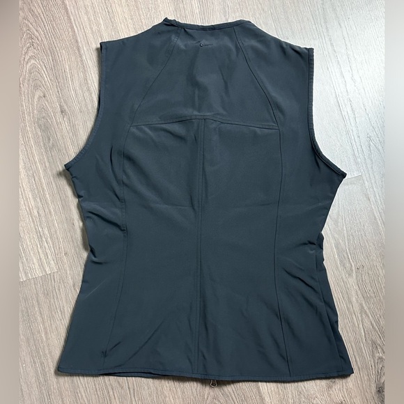Nike Vest - Picture 7 of 7